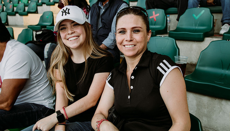 Ana Cristina Aguilar y Cristina Córdova