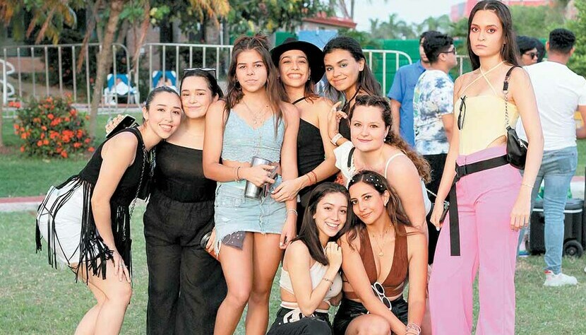Blanca Martínez, Nara Arán, Mariale Nava, Sabrina Florencia, Nina Miroslava, Ana Betty Bardasano, Eli Guevara, Jessica Manzur y Mary Carmen Juárez / F