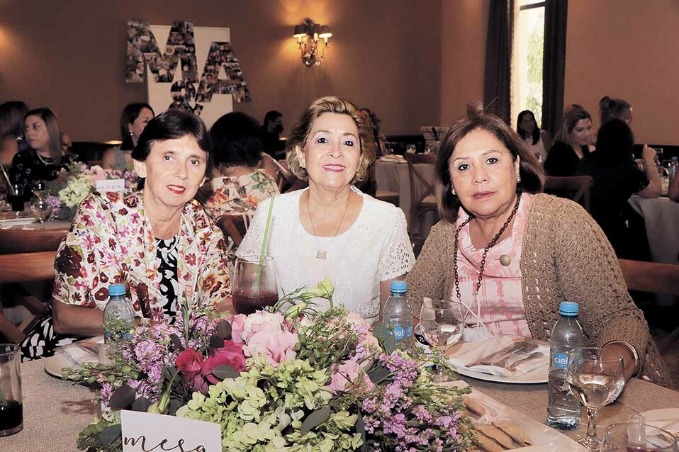 Cristina Corripio, Ofelia Corripio y Alicia Tiburcio de Corripio / Fotos: Dennis Hernández