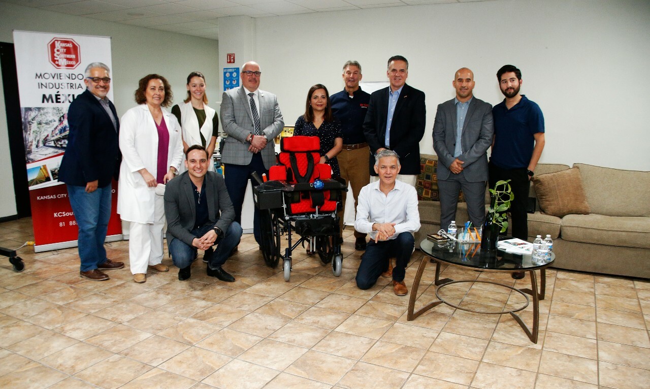 Juan Carlos Treviño, Consuelo Ibarra, Andrea García, Jorge Peña, Yessica Gloria, David Eaton, Óscar Del Cueto, Gabriel Garza, Hugo Ramírez, Armando Ga