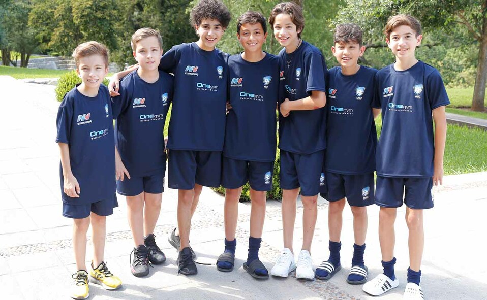 Adolfo Salazar, Patricio Salazar, Alejandro Montemayor, Gustavo Díaz, Leonel Garza, Juan Pablo Suárez, Patricio Salinas y Leonardo Peña / Fotos: Da