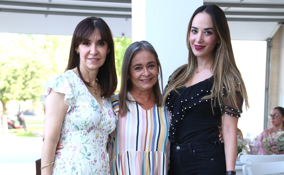Alejandra, Mayela y Tatiana