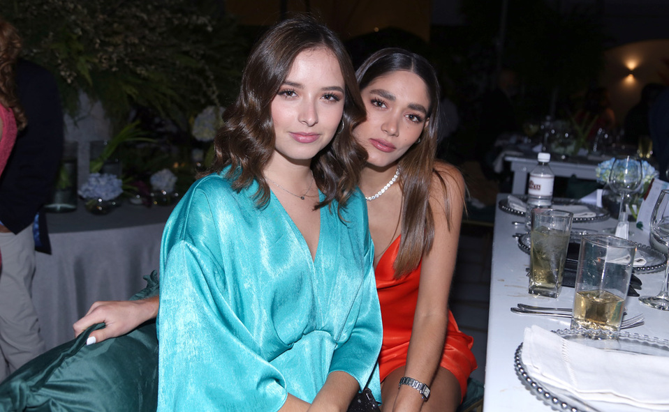 Camila y Elena
