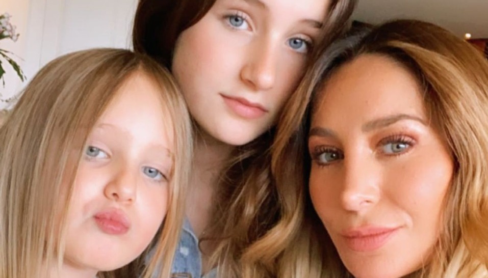 Ellas son las hermosas hijas de Geraldine Bazán con Gabriel Soto. Foto: Instagram