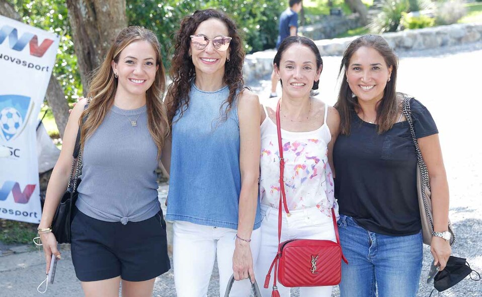 Karina Salazar, Liliana Martínez, Sally Zamudio y Denisse Farías / Fotos: Daniel Saldívar