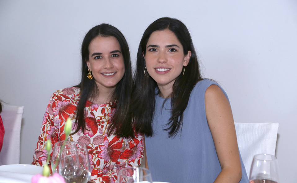 María y Ariana
