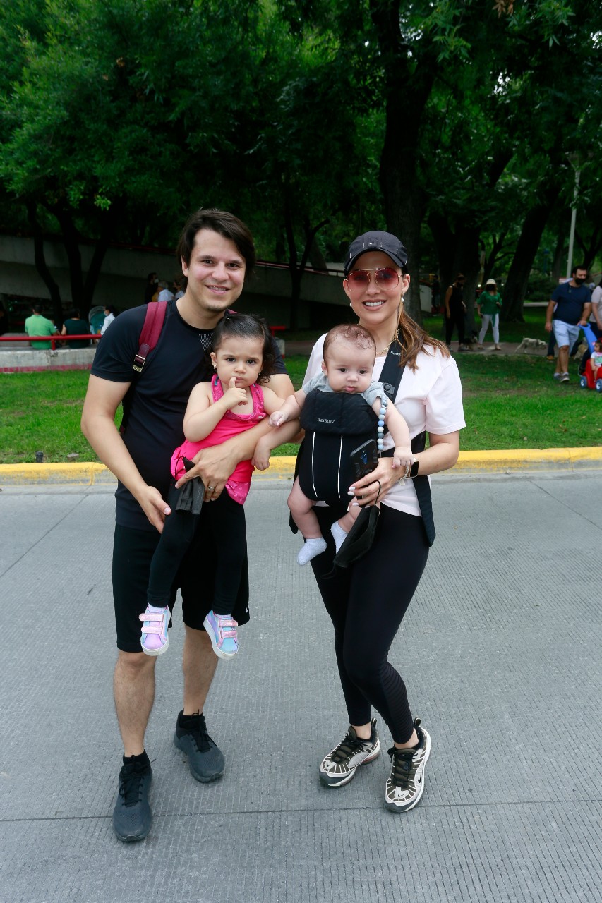Noldo López, Estefania Villarreal, Alessandra López y Gael López. FOTO: OMAR VALDEZ