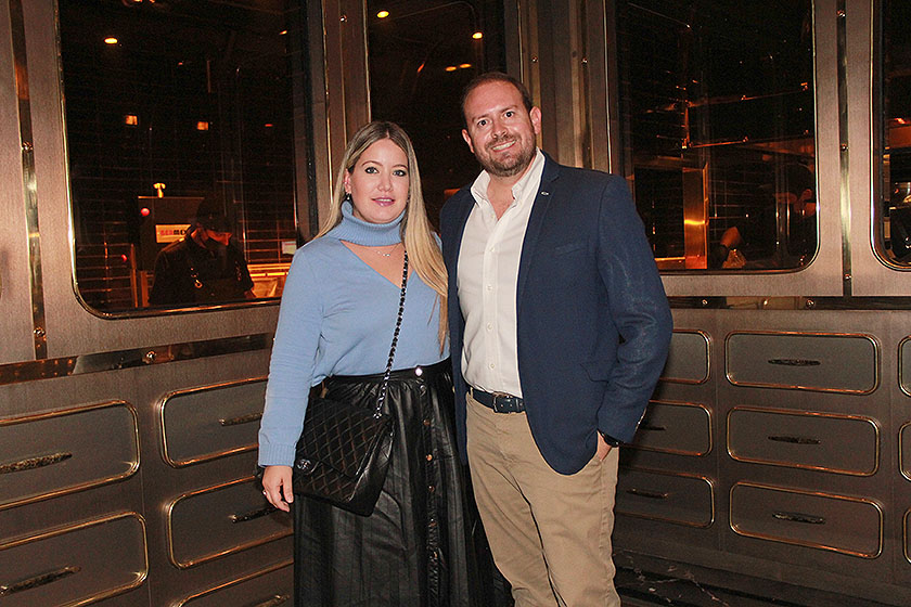 Yvonne Orendain y Juan Pablo Carrillo