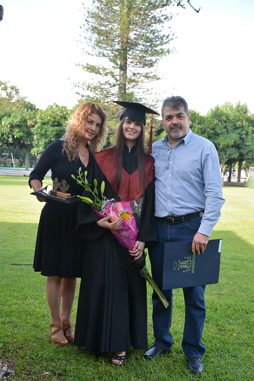 Maribel Cárdenas, Aranza Garibay y Raúl Garibay