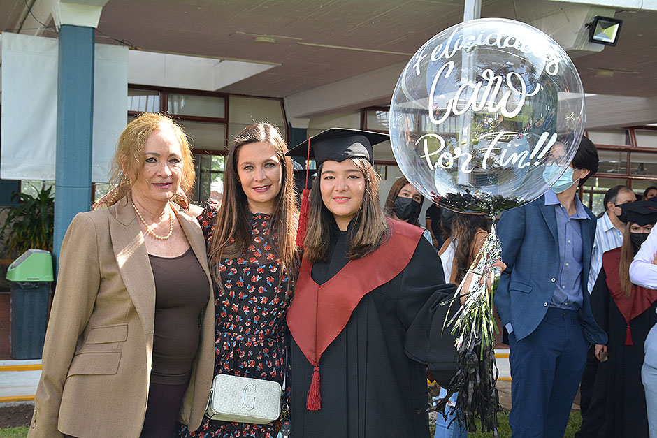 Elvia Carlón, Marisa Lomelí y Carolina Jiménez