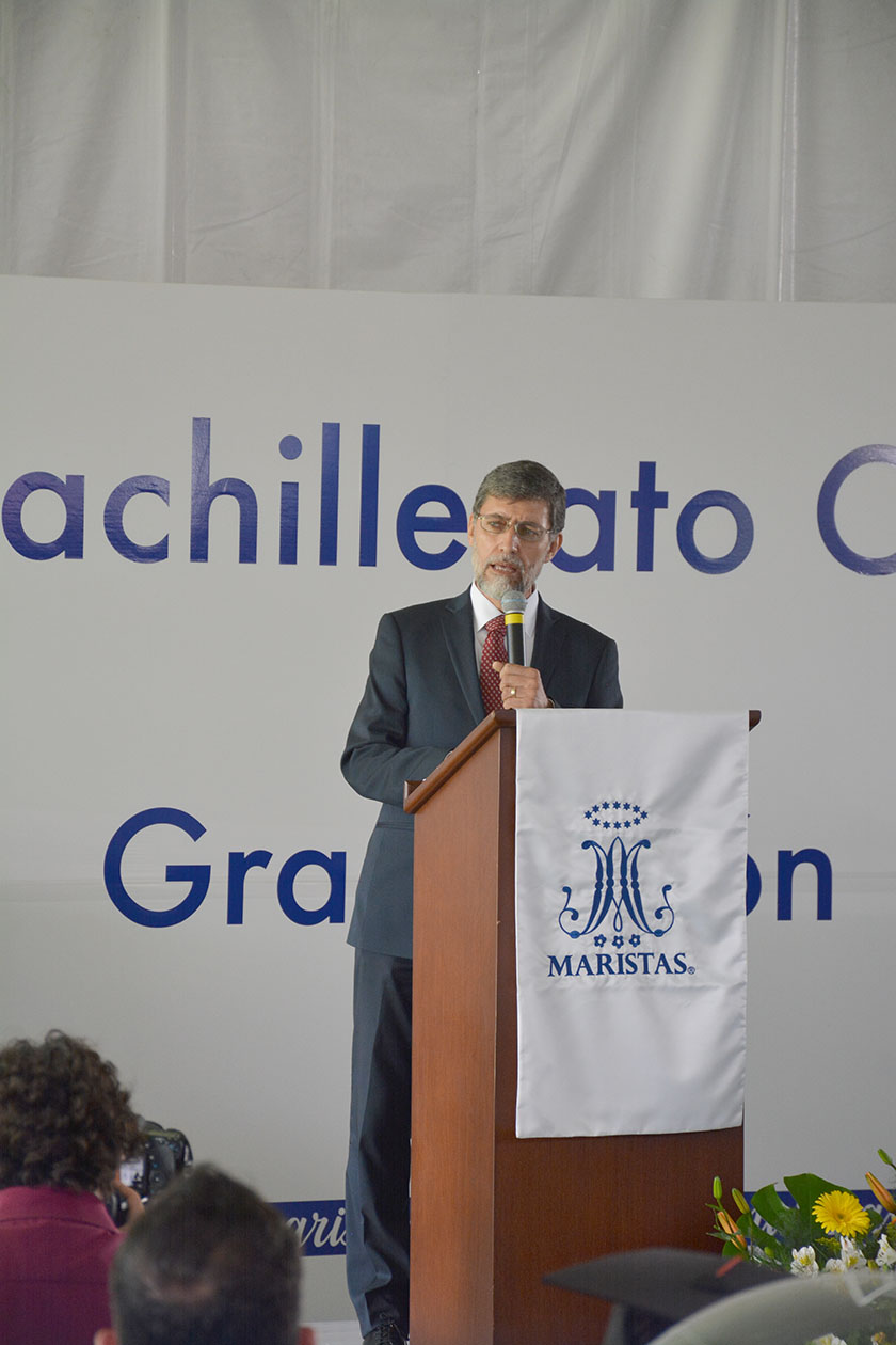 Dr. Roberto Carrillo López, Rector