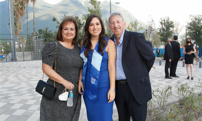 Alicia Fernández de Kalifa, Andrea Kalifa y José Kalifa