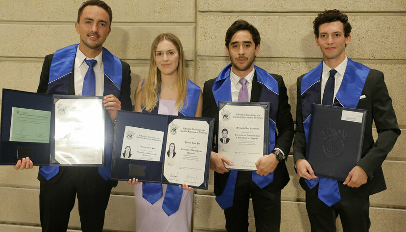 Andrés Corral, Yolanda Islas, Fernando Voight y Guillermo Baillères