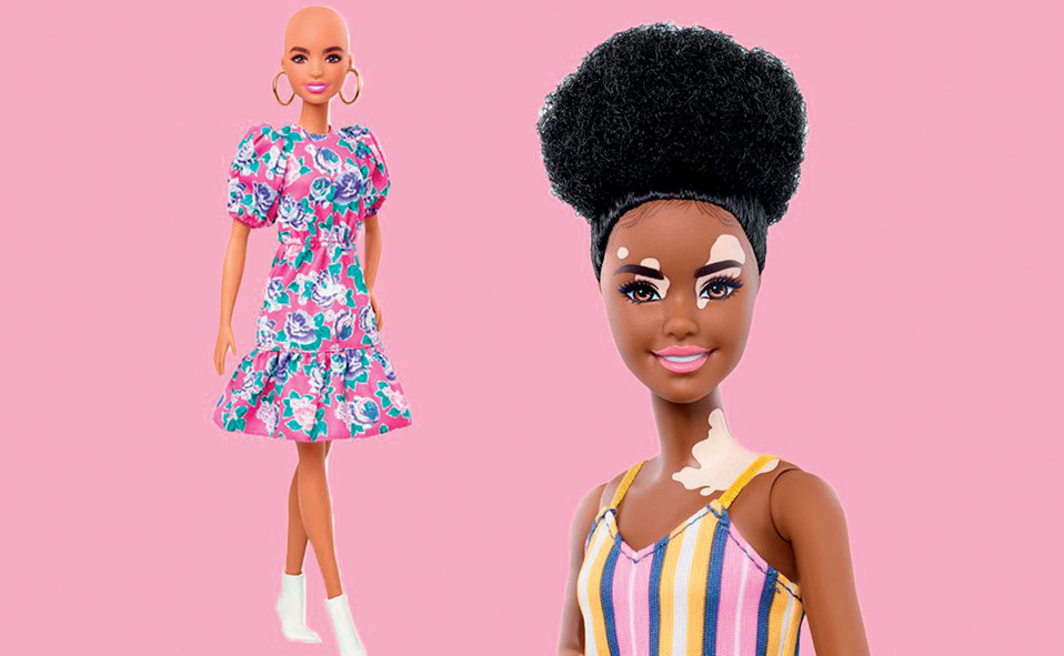 2020: Mattel agrega aún rasgos más diversos en sus muñecas, como Barbies en sillas de rueda, con prótesis, con vitiligo y más.
