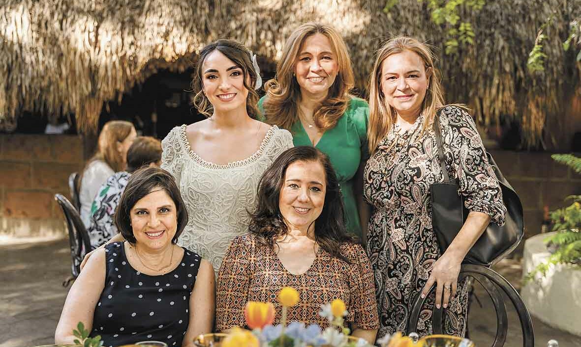 Valeria Alejandra Gardea, Adriana Báez, Marisa Báez, Claudia Hernández y Graciela León / Fotos: Cortesía
