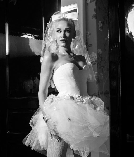 El vestido de novia de Gwen Stefani fue diseñado en exclusiva por Vera Wang. Foto: Instagram