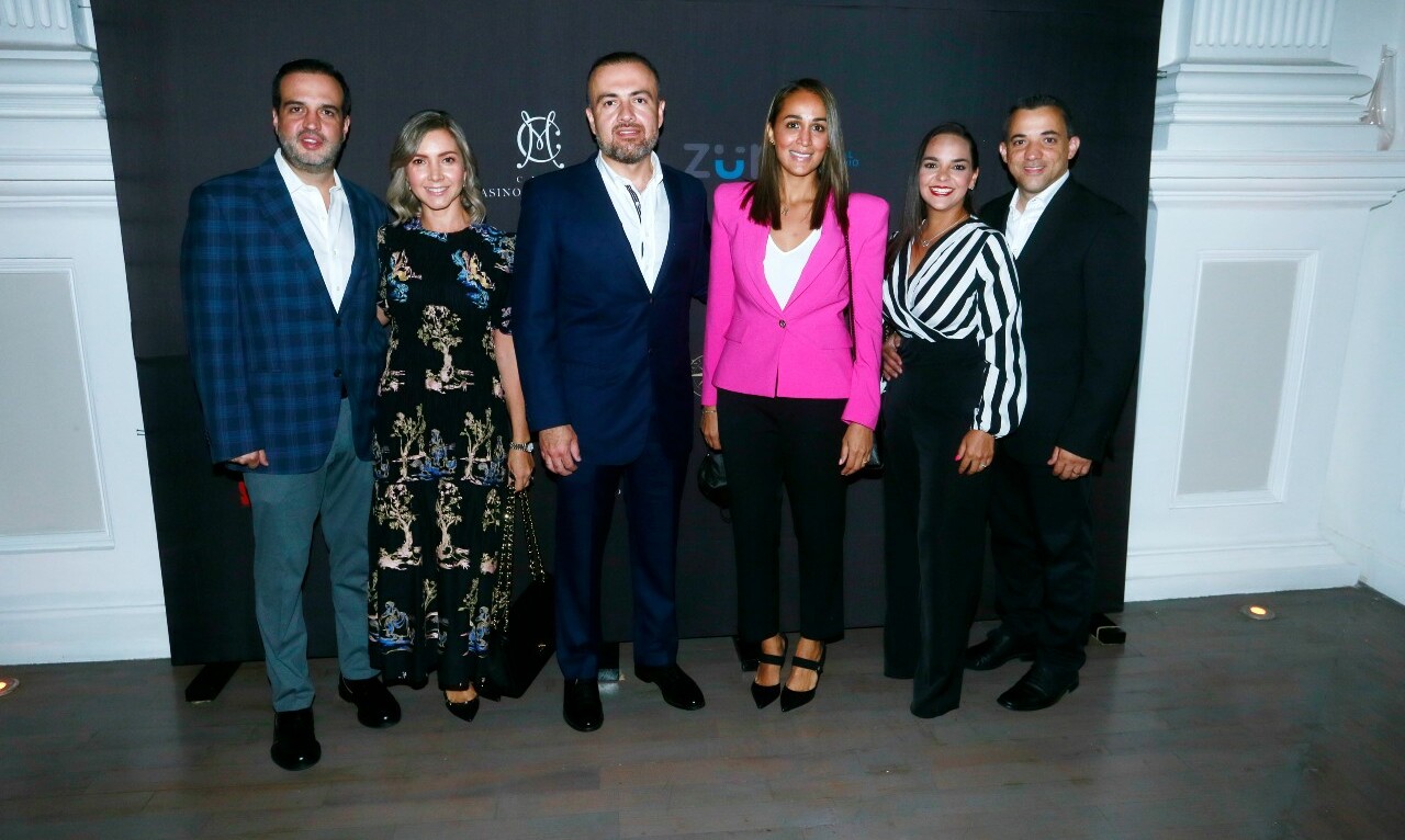 Juan Méndez, Aurora Martell de Méndez, Daniel Domínguez, Daniela Cubos, Claudia Velasco y Javier Rodríguez / Foto: Omar Valdez