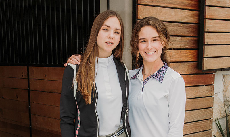 Andrea Llaca y Roxana Minutti