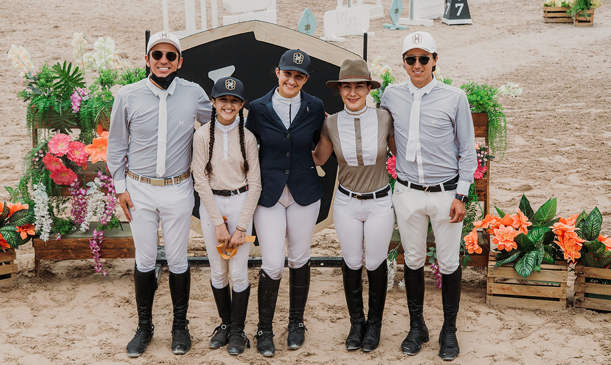Agustín Carvantes, Michi, Camila, Fernanda Sadd y Fernando Carvantes