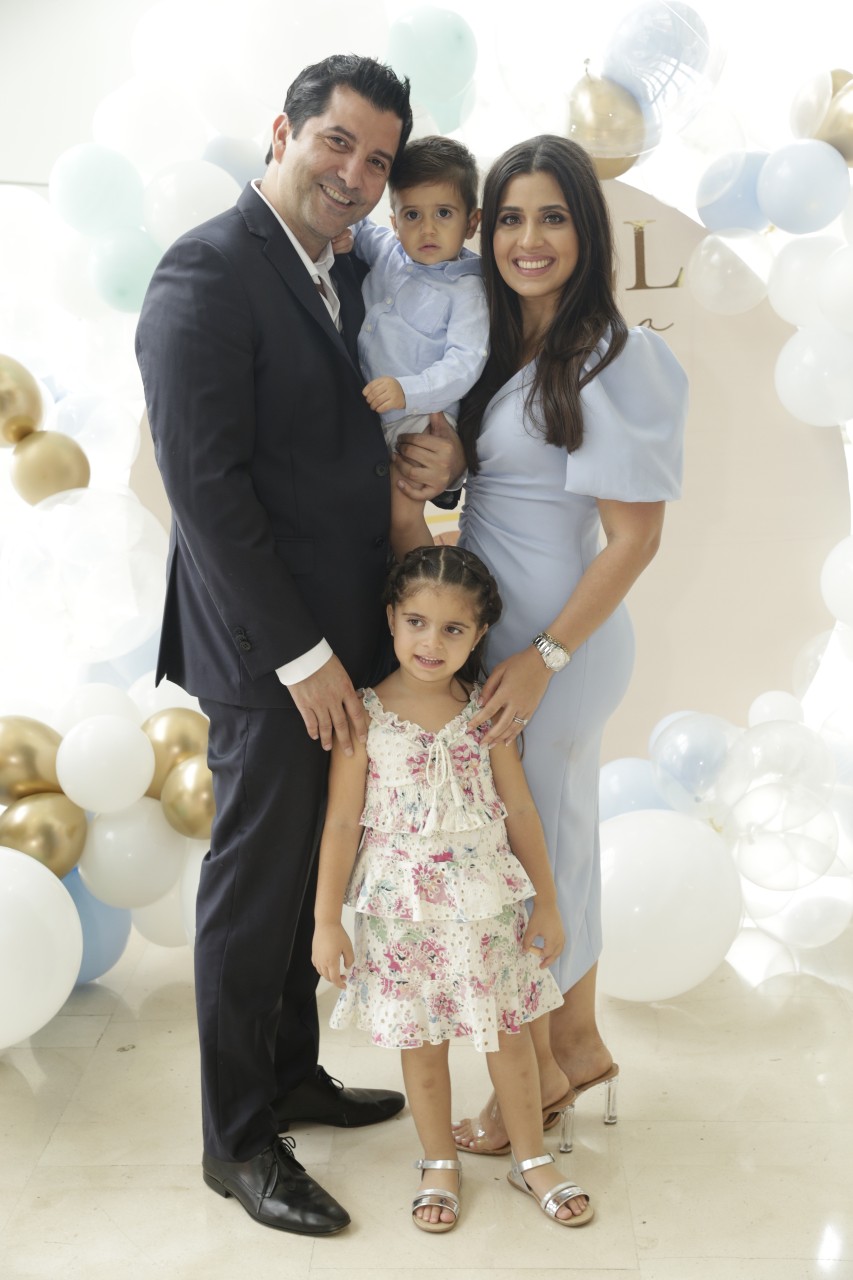 Efraín Arredondo, Verónica Matar de Arredondo, Valentina Arredondo y Gael Arredondo.