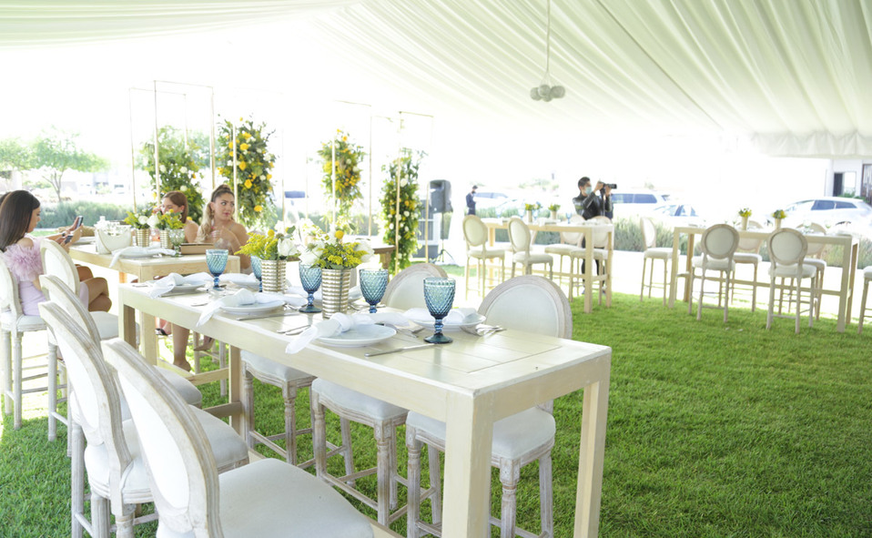 El evento lució una hermosa decoración campestre