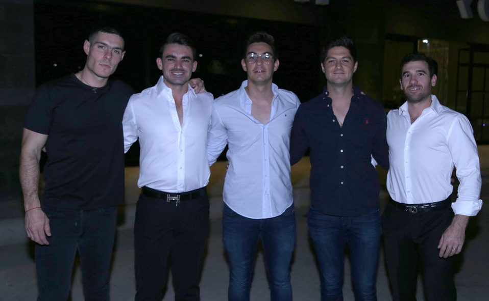 Miguel, Raúl, Toño, Beto y Ángel
