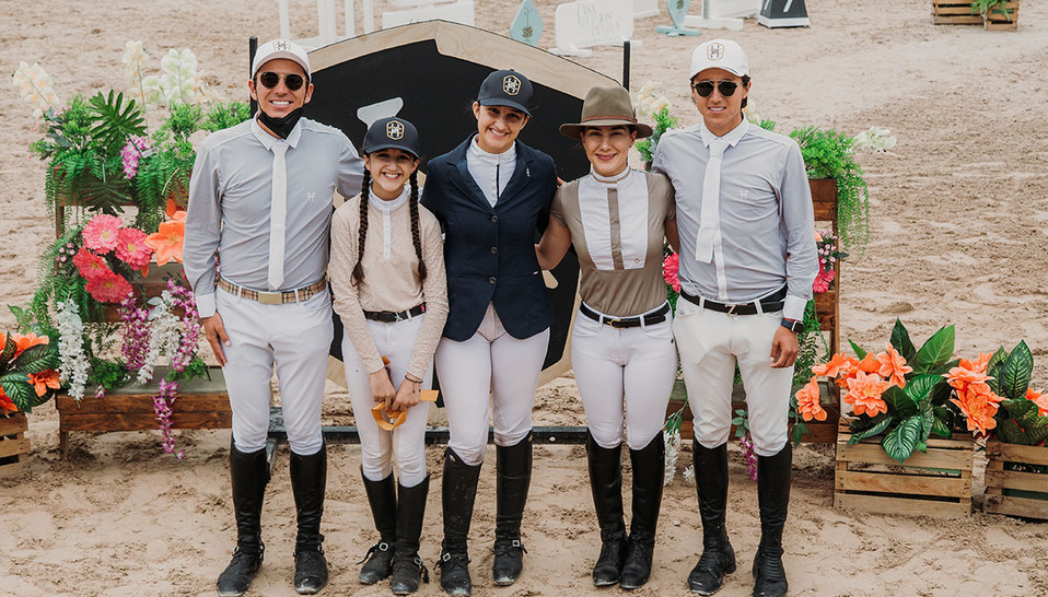 Agustín Carvantes, Michi, Camila, Fernanda Sadd y Fernando Carvantes