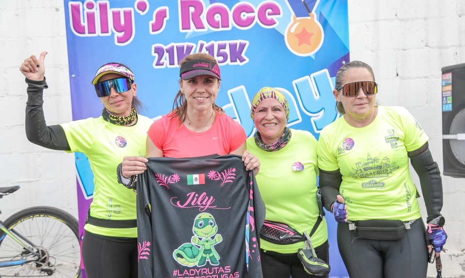 Angélica Anaya, Lily Medina, Inés Alcántara y Alicia Portillo