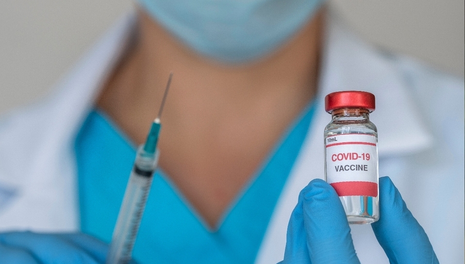 Vacuna Covid-19: ¿Es necesaria si ya tuviste el virus? (Foto: Getty Images)