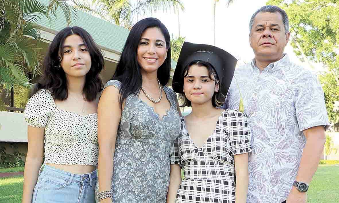 Hannia Del Ángel, Imelda de Del Ángel, Milena Del Ángel y Ernesto Del Ángel / Fotos: Dennis Hernández