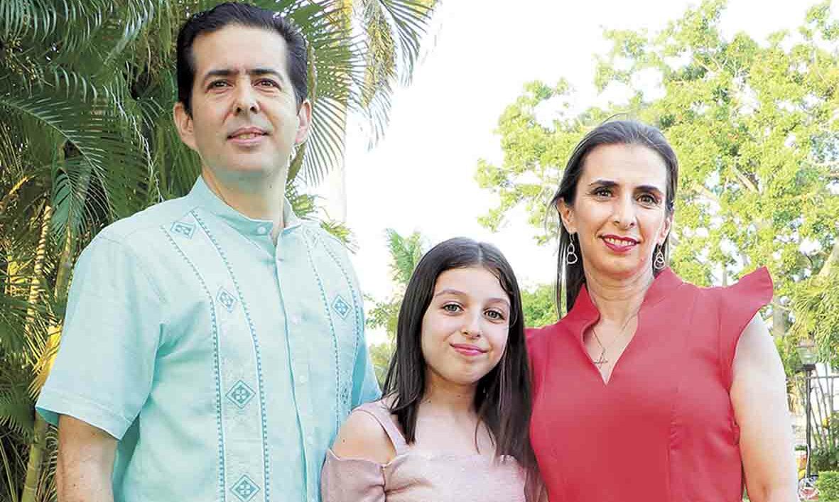 Jorge Dávila, Natalia Dávila y Fabiana Del Val / Fotos: Dennis Hernández