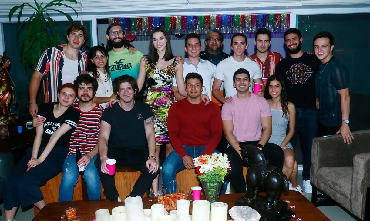 Cristina Torres con familiares y amigos