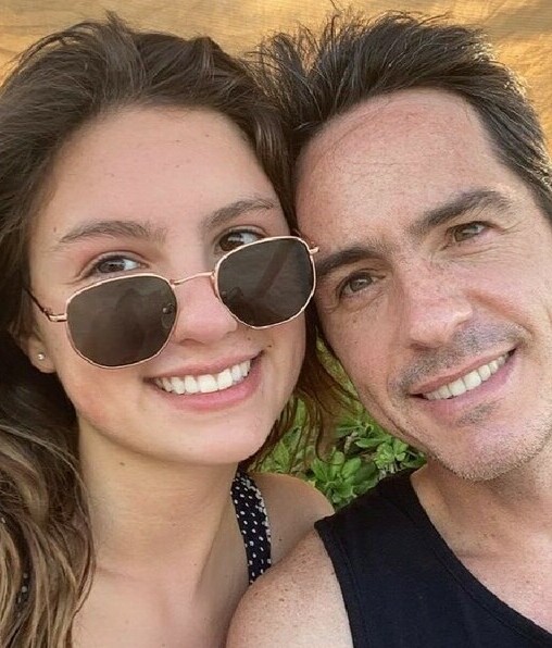 Mauricio Ochmann de vacaciones en Madrid con su hija Lorenza. (Foto: Instagram).