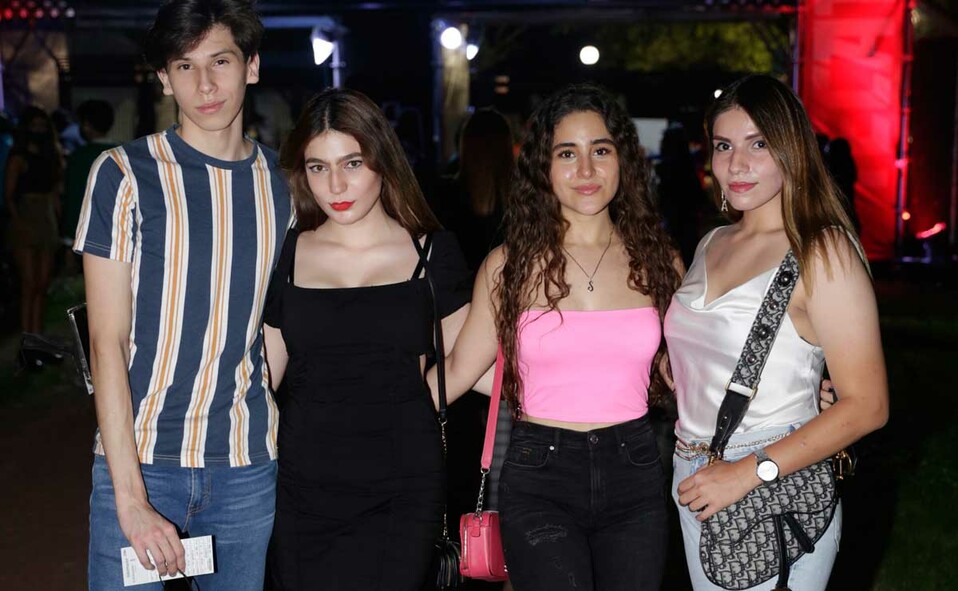Patricio Zuñiga, Kathia García, Sasy Zavala y Pamela Zuñiga / Fotos: Daniel Saldívar
