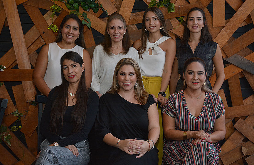 Claudia Gálvez, Laura Martín del Campo, María Porras, Edith Paz, Lisseth Carranco, Karen Ahued y Beatriche Bautista