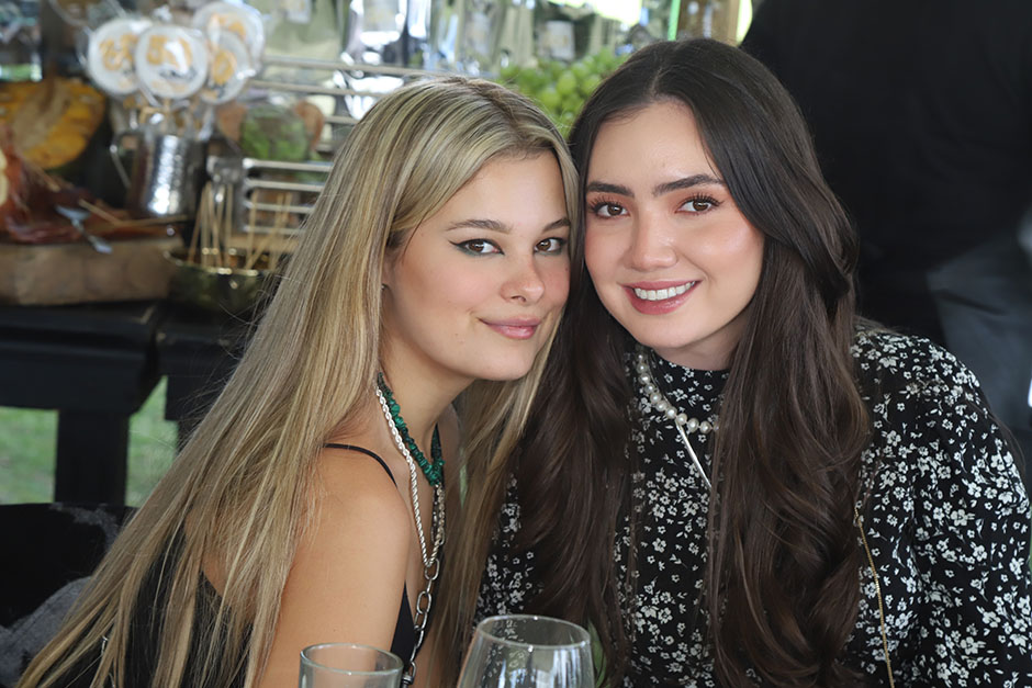 Daniela López y Camila Araiza