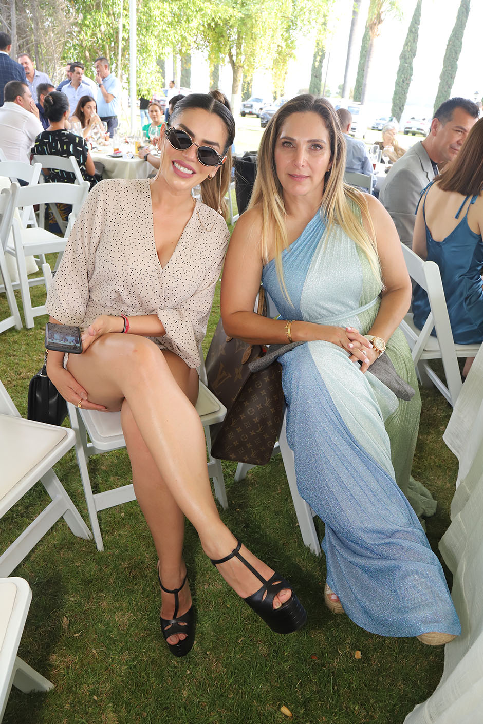 Jessica Lizárraga y Gaby Hernández