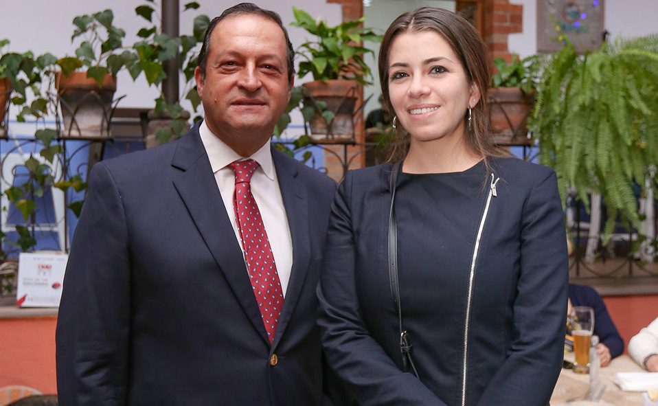 JOSÉ LUIS VELASCO Y VICTORIA URBAN