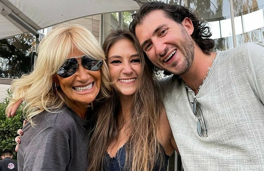Paola Salomón es la prometida del hijo de Adela Micha, Carlos Gotlib. Foto: Instagram
