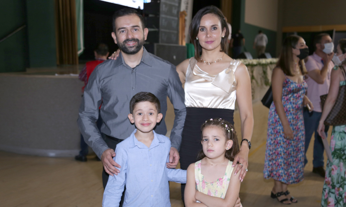 David, Alejandra, Juan Pablo y Ale