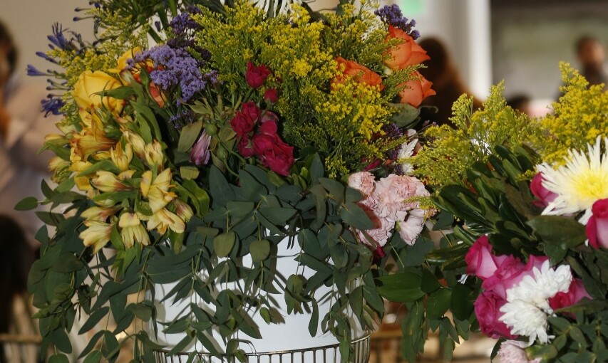 Variedad de flores lucieron en el festejo / Foto: Antonio Mireles