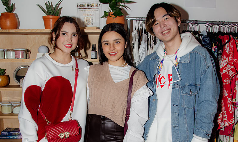 Gabriela Villarreal, Mariana Torres y Sam Lee