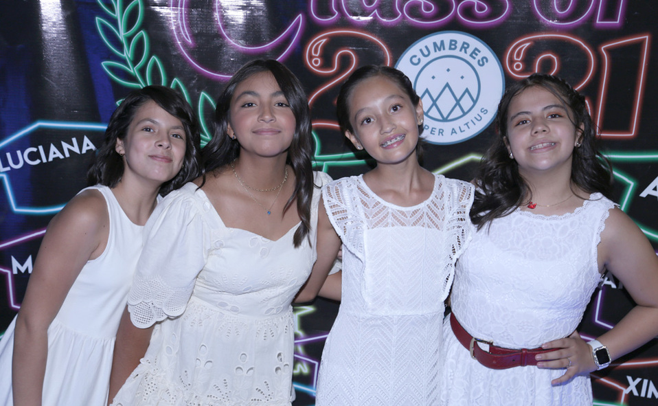 Analía, Arantza, Vale y Valeria