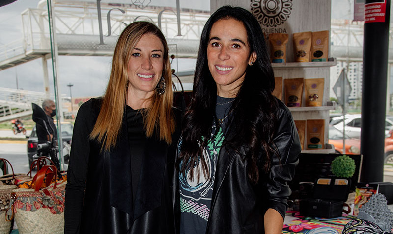 Maribel Olvera y Alejandra Correa
