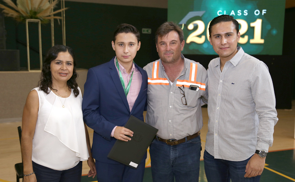 Graciela, Patricio, Gerardo y Diego