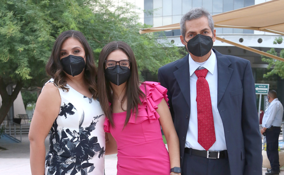 Ingrid, Astrid y Ricardo