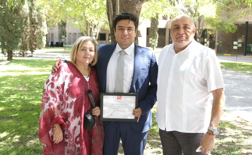 Isabel, Luis y Gerardo