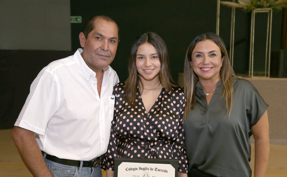 Jaime, Valeria y Ana Lucía