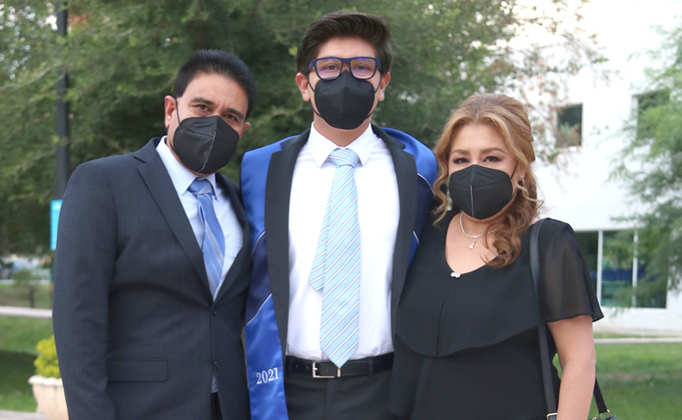 Javier, Javier y Sandra