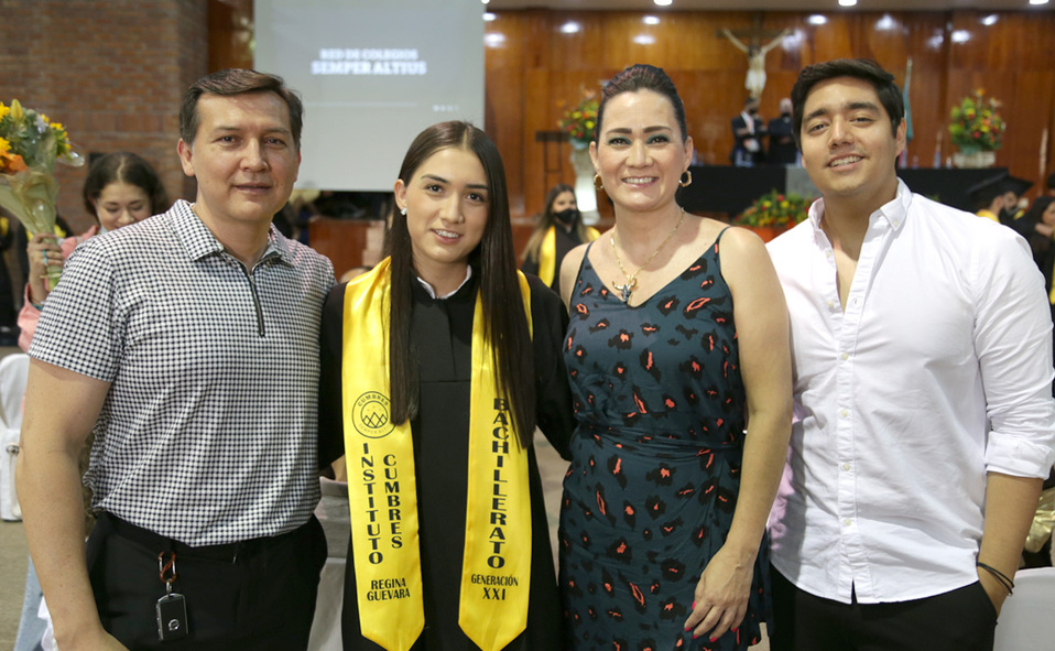 Juan Manuel, Regina, Eloísa y Jorge
